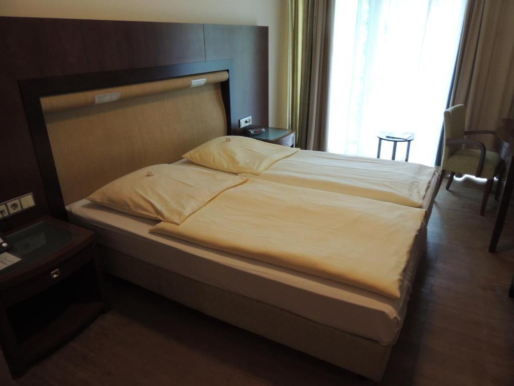 Royal Inn Кёльн Номер фото